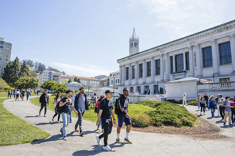 universitas uc berkeley di amerika serikat