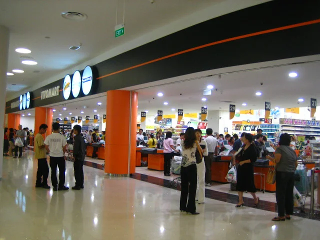 supermarket giant di malaysia untuk belanja bulanan