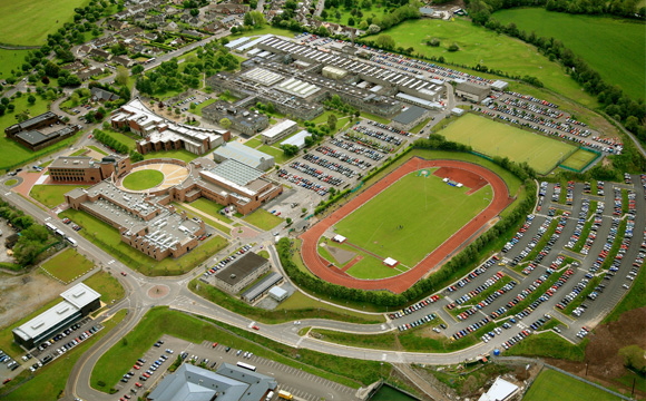 universitas di irlandia